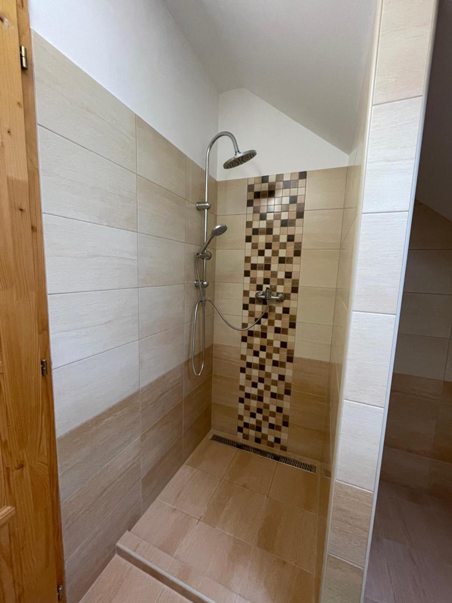 Taverna Apartman Monor Zewnętrze zdjęcie